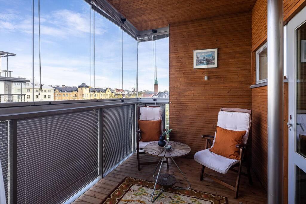 Spacious Home With Four Terrace, Sauna, Sea View 赫尔辛基 外观 照片